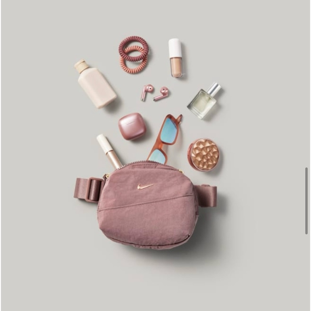 Nike Aura Crossbody Bag (2L)